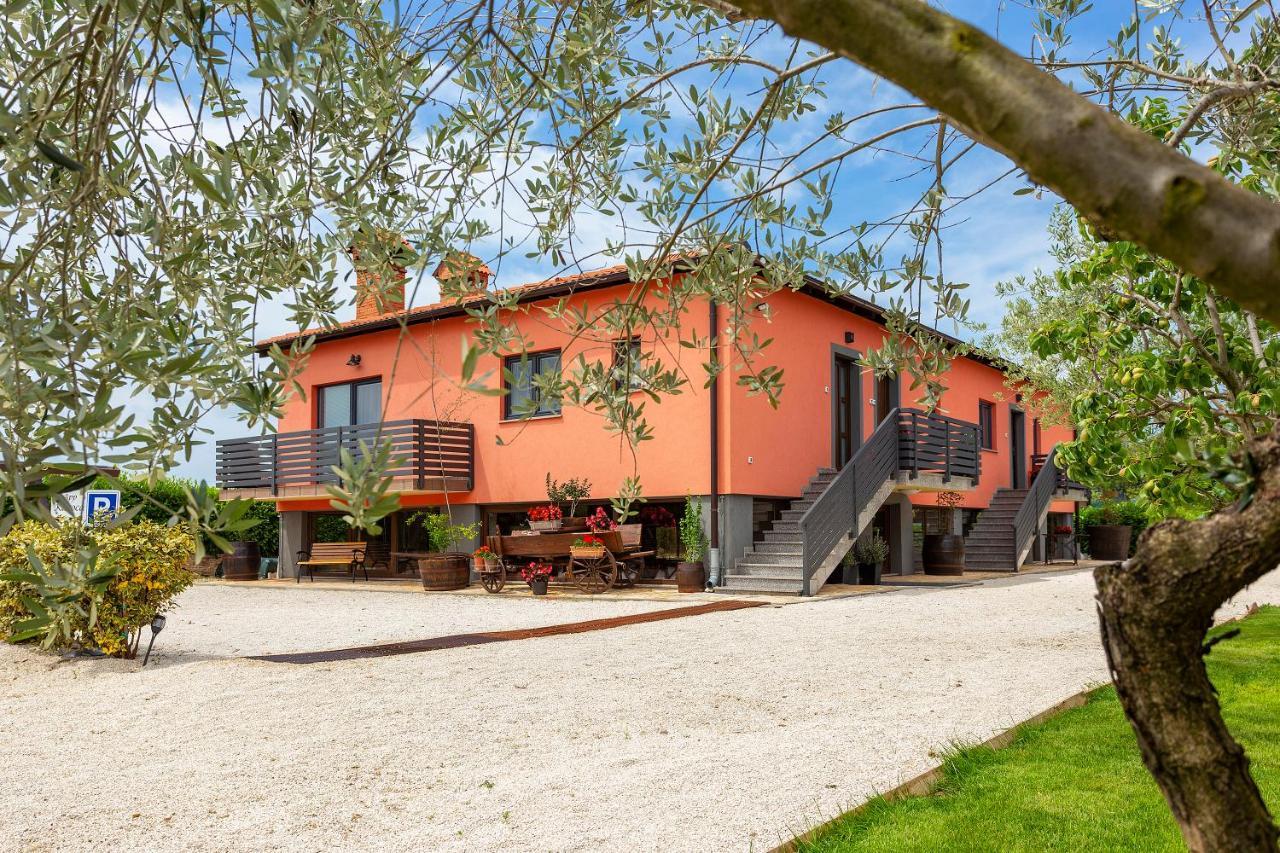 Apartmani Karoca 3 普拉 外观 照片